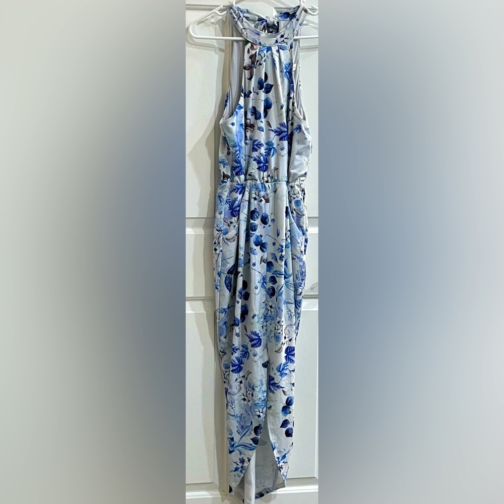 Leaved and floral dress, drags a bit behind